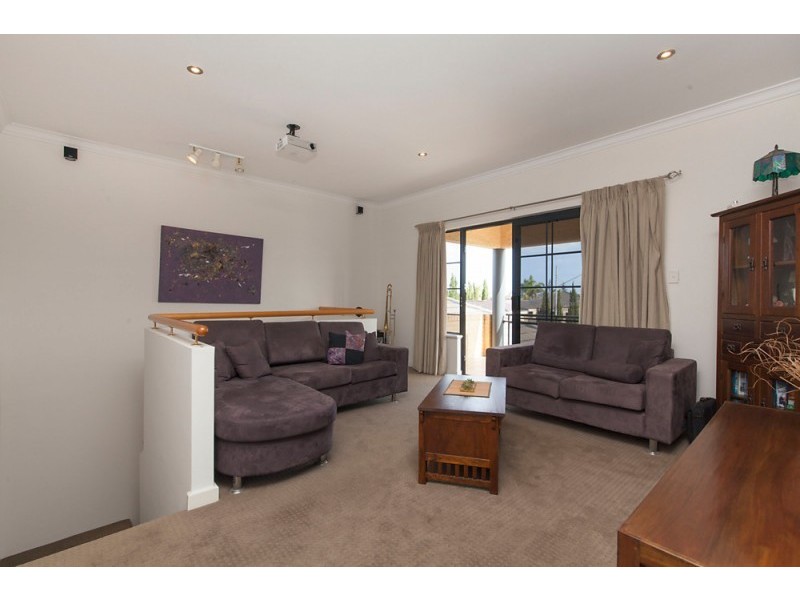 3 Anzio Court, Secret Harbour WA 6173