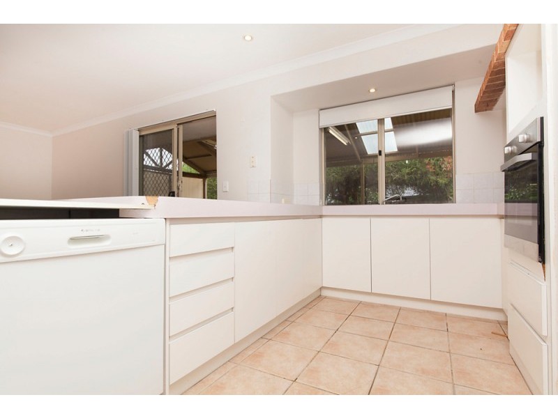 4 Wenn Road, Singleton WA 6175