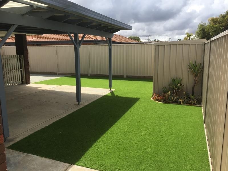 68 Willmott Drive, Cooloongup WA 6168