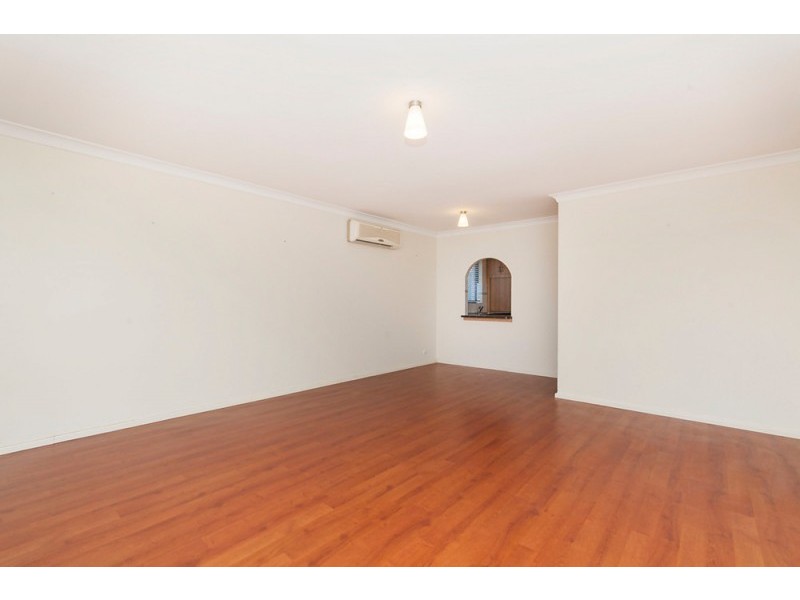 25 Crystaluna Drive, Golden Bay WA 6174