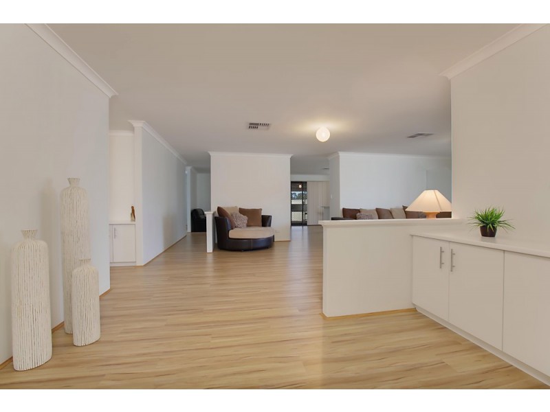 19 Claiborne Road, Secret Harbour WA 6173
