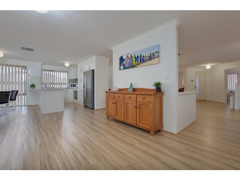 19 Claiborne Road, Secret Harbour WA 6173