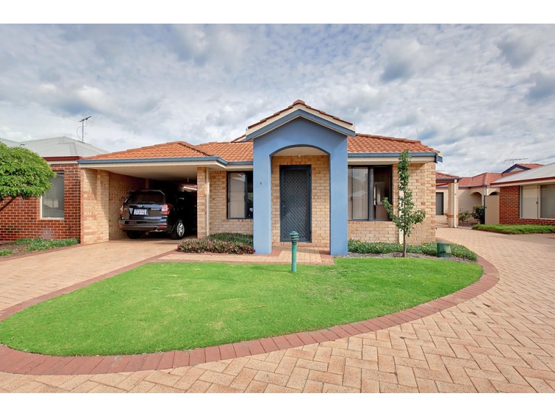 4/55 Moreton Crescent, Warnbro WA 6169
