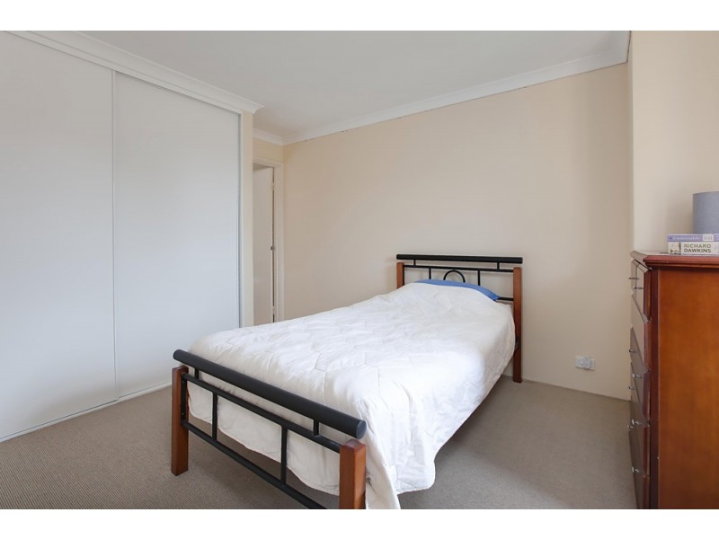 4/55 Moreton Crescent, Warnbro WA 6169