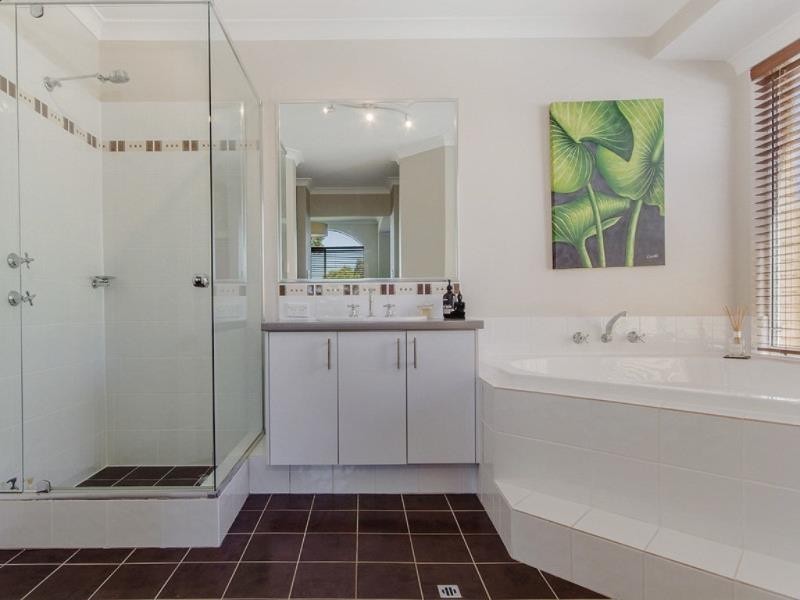 75 Greeson Parkway, Secret Harbour WA 6173