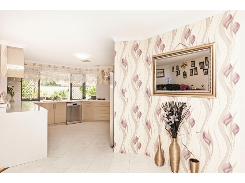 28 Zedora Loop, Port Kennedy WA 6172