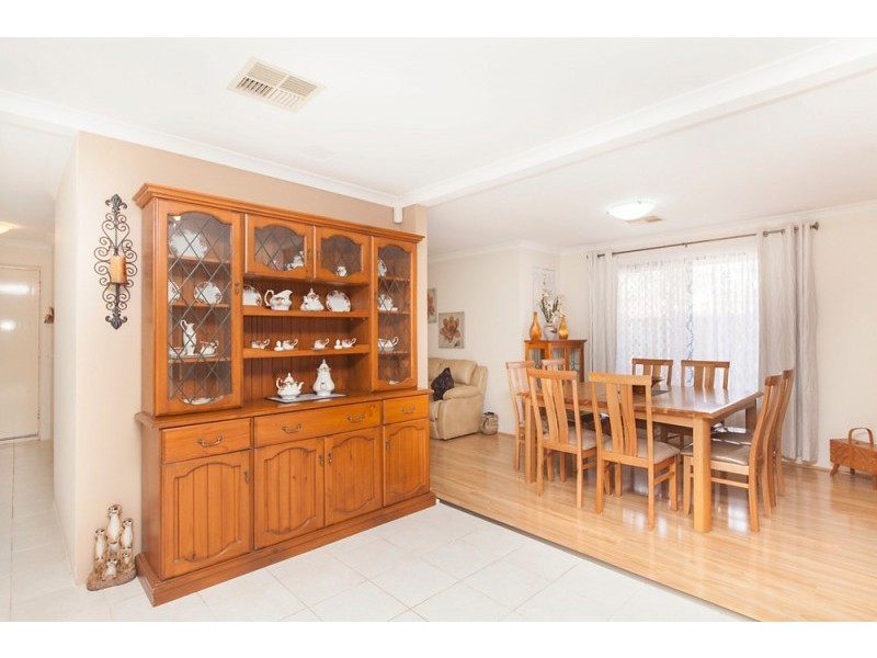 28 Zedora Loop, Port Kennedy WA 6172