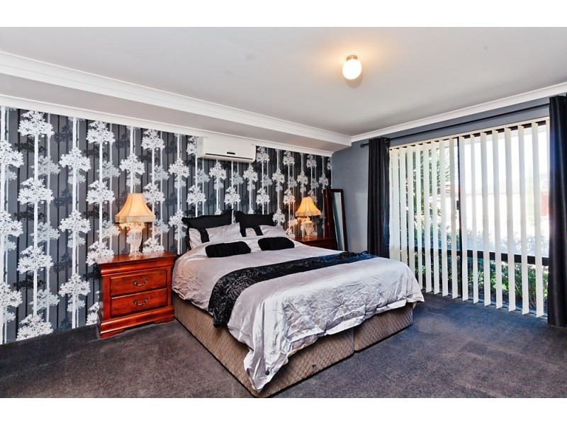 1 Elwell Street, Secret Harbour WA 6173