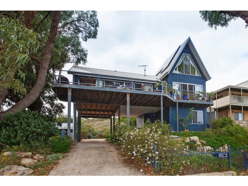 40 Minderoo Crescent, Golden Bay WA 6174