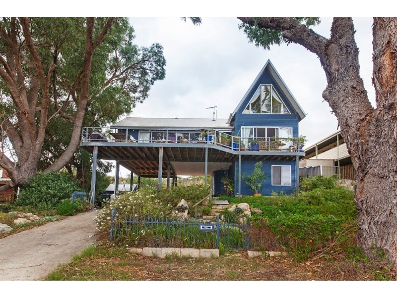 40 Minderoo Crescent, Golden Bay WA 6174