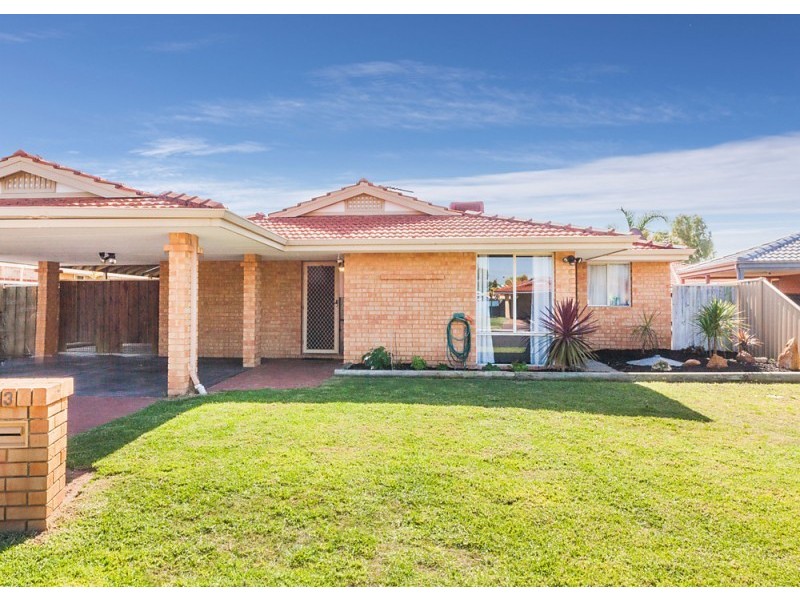 13 Manila Place, Warnbro WA 6169