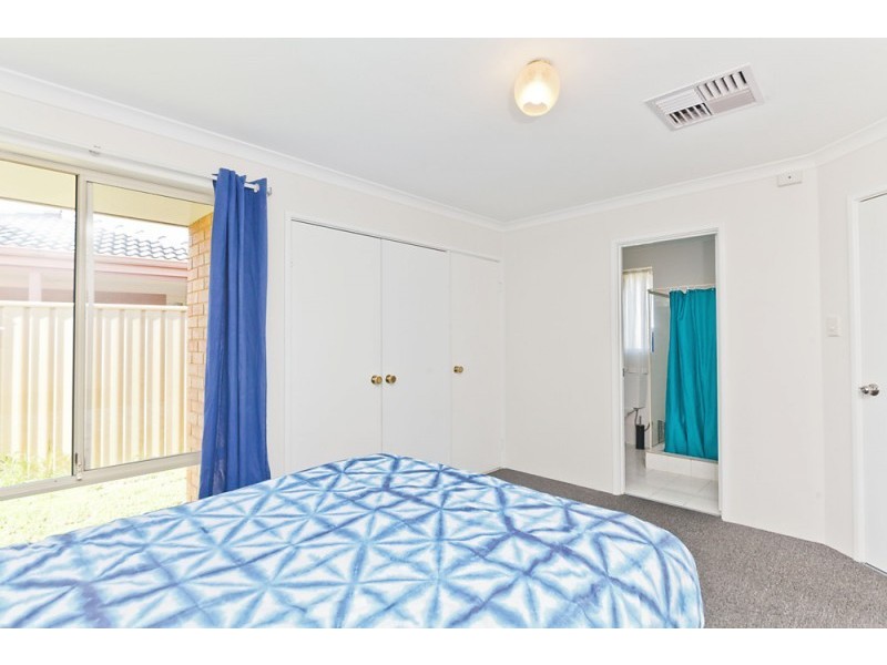 13 Manila Place, Warnbro WA 6169