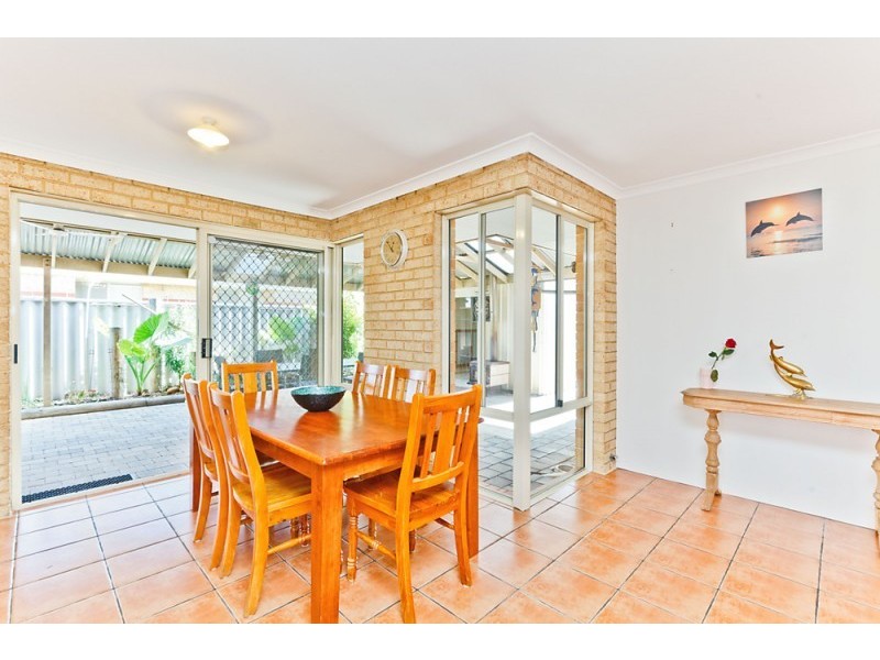 13 Manila Place, Warnbro WA 6169