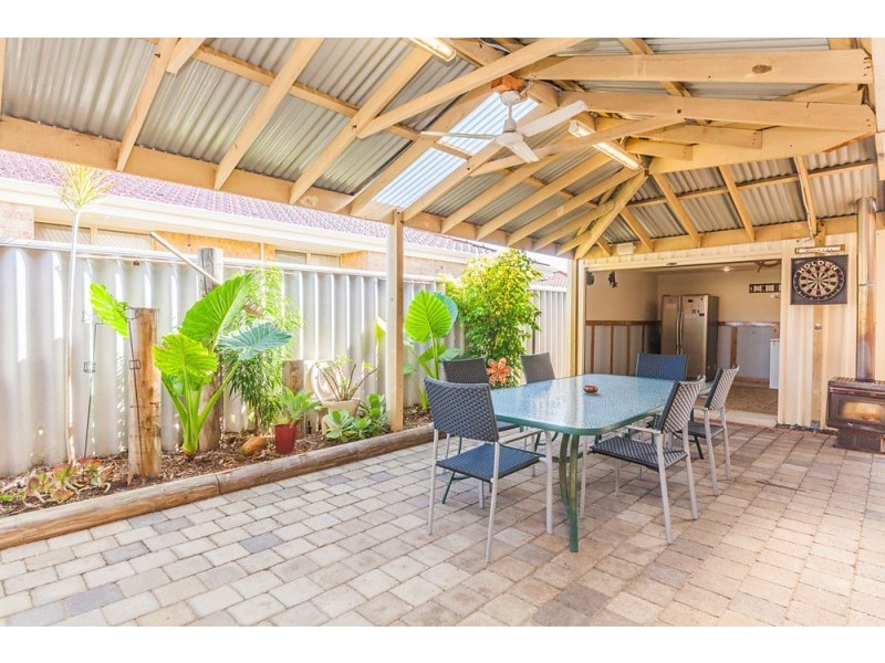 13 Manila Place, Warnbro WA 6169