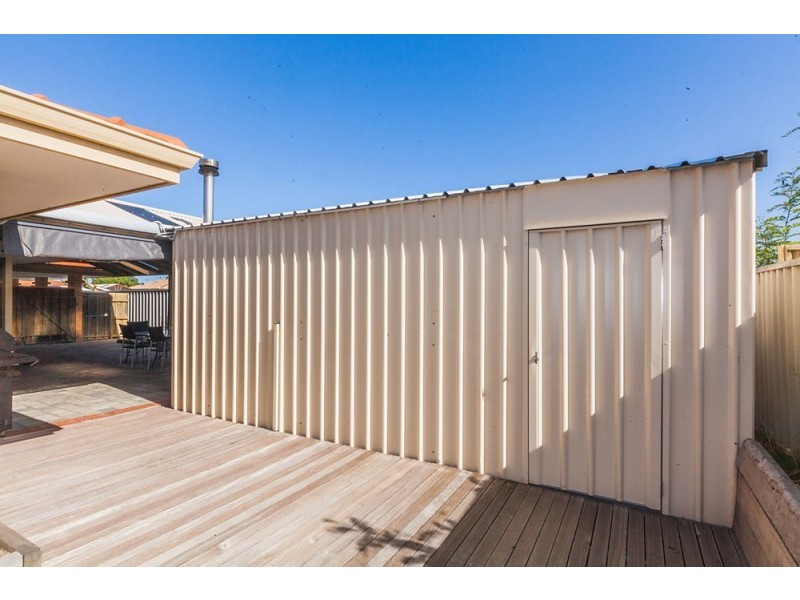 13 Manila Place, Warnbro WA 6169