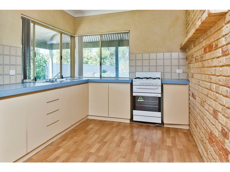 48 Tangadee Road, Golden Bay WA 6174