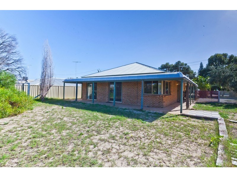 48 Tangadee Road, Golden Bay WA 6174