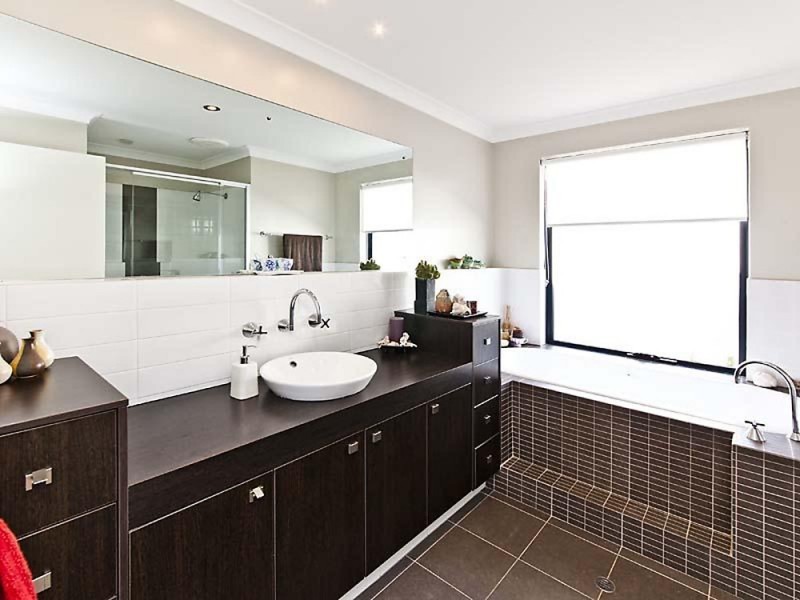 4 Antero Road, Secret Harbour WA 6173