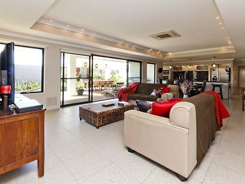 4 Antero Road, Secret Harbour WA 6173