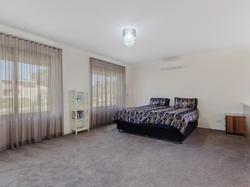 43 Murdoch Drive, Singleton WA 6175