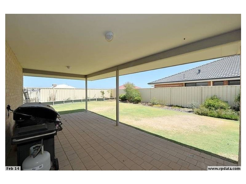 14 Sinclair Vista, Lakelands WA 6180