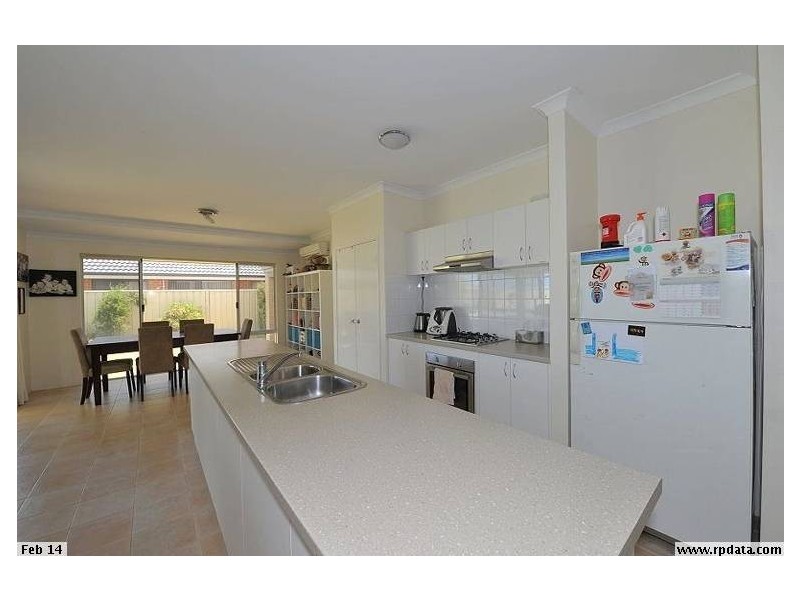 14 Sinclair Vista, Lakelands WA 6180