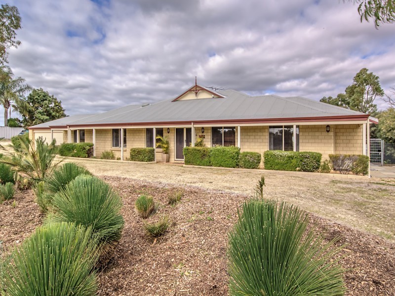 321 Wattleup Road, Wattleup WA 6166