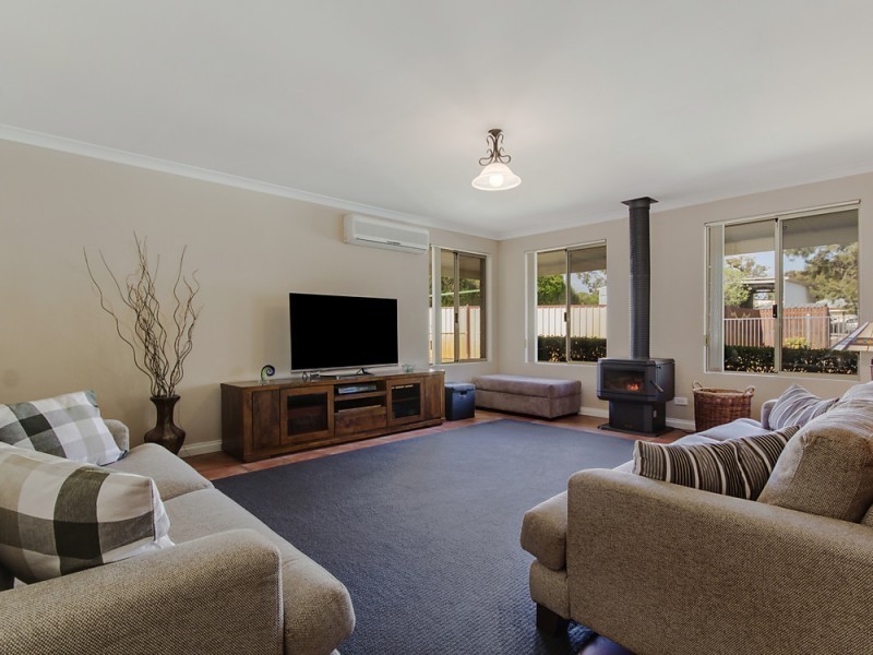 321 Wattleup Road, Wattleup WA 6166