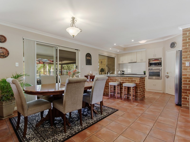 321 Wattleup Road, Wattleup WA 6166