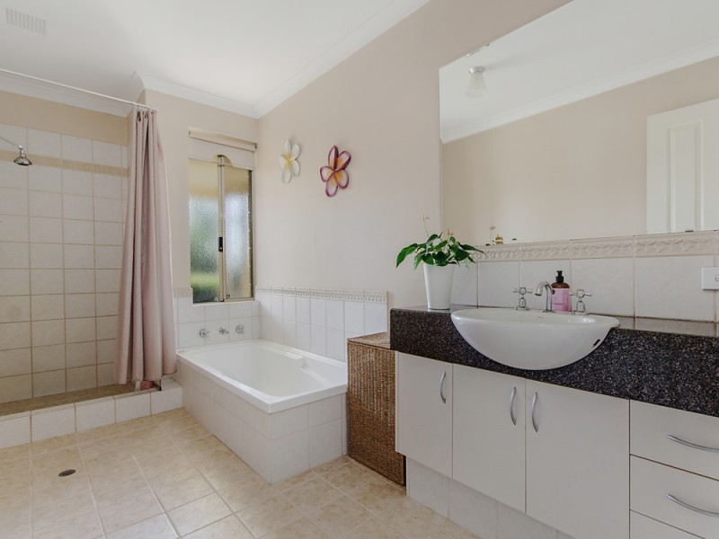 321 Wattleup Road, Wattleup WA 6166