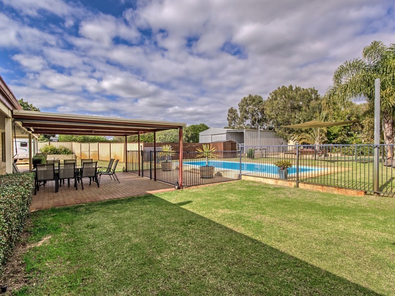 321 Wattleup Road, Wattleup WA 6166