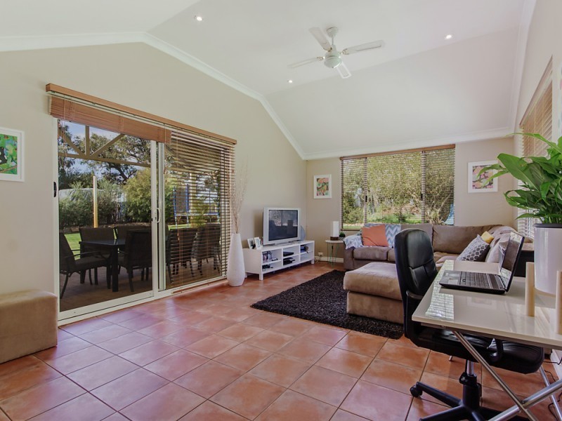321 Wattleup Road, Wattleup WA 6166