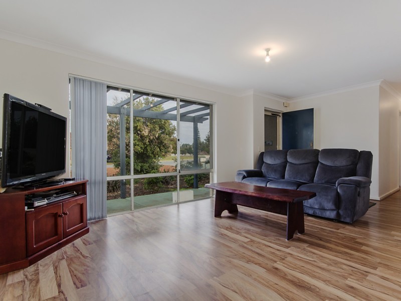 1 Boolardy Road, Golden Bay WA 6174