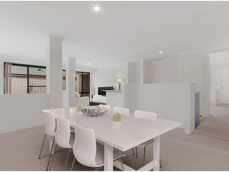 104 Forty Road, Secret Harbour WA 6173