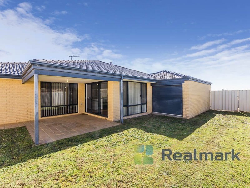 17 Brunswick Street, Secret Harbour WA 6173