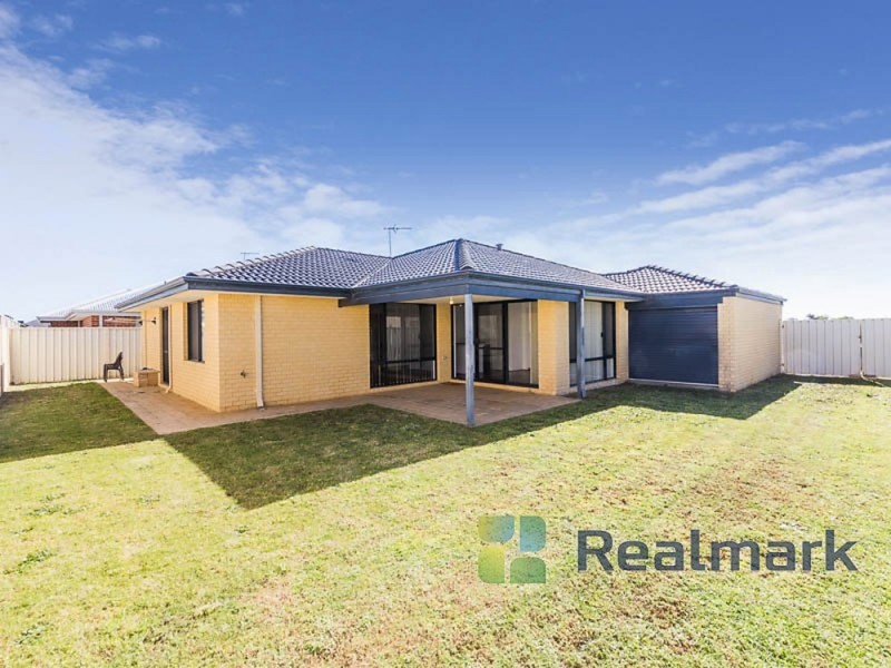 17 Brunswick Street, Secret Harbour WA 6173