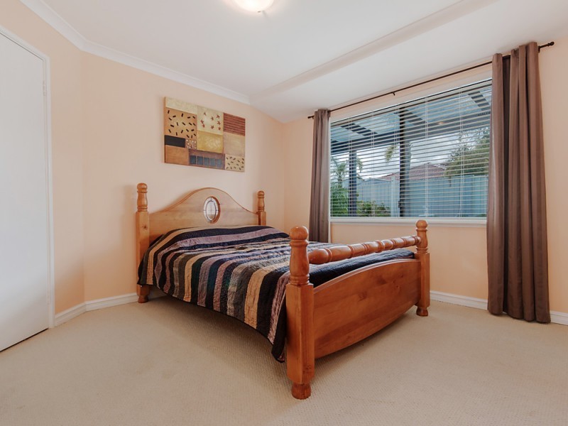 205 Fendam Street, Port Kennedy WA 6172