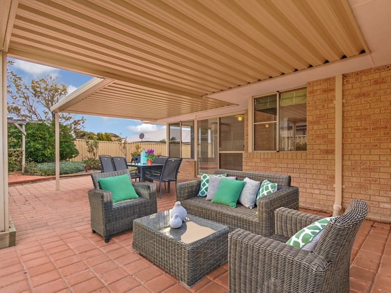 4 Anguilla Court, Secret Harbour WA 6173