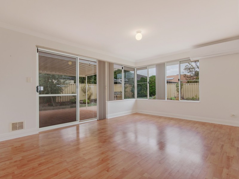 4 Anguilla Court, Secret Harbour WA 6173