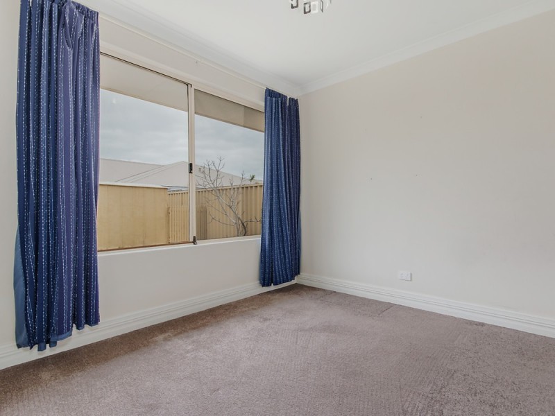 4 Anguilla Court, Secret Harbour WA 6173