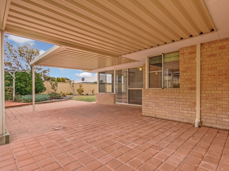 4 Anguilla Court, Secret Harbour WA 6173