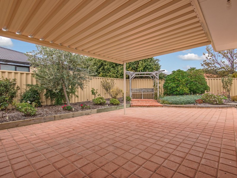 4 Anguilla Court, Secret Harbour WA 6173