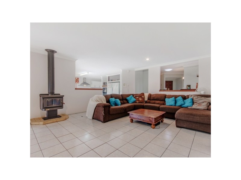 22 Camargue Green, Secret Harbour WA 6173