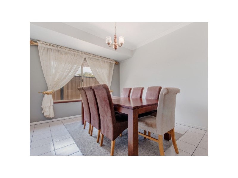 22 Camargue Green, Secret Harbour WA 6173