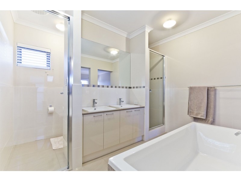 12 Majorca Green, Secret Harbour WA 6173