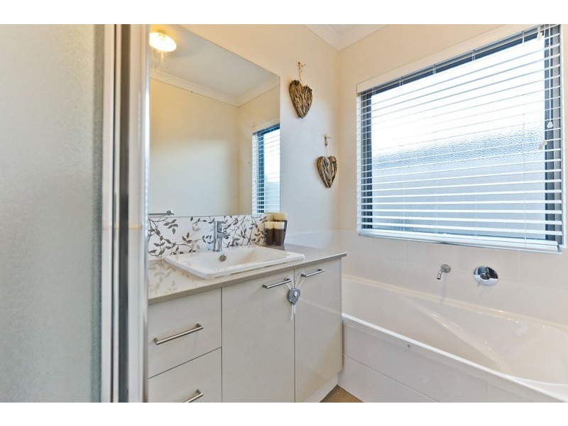 12 Majorca Green, Secret Harbour WA 6173