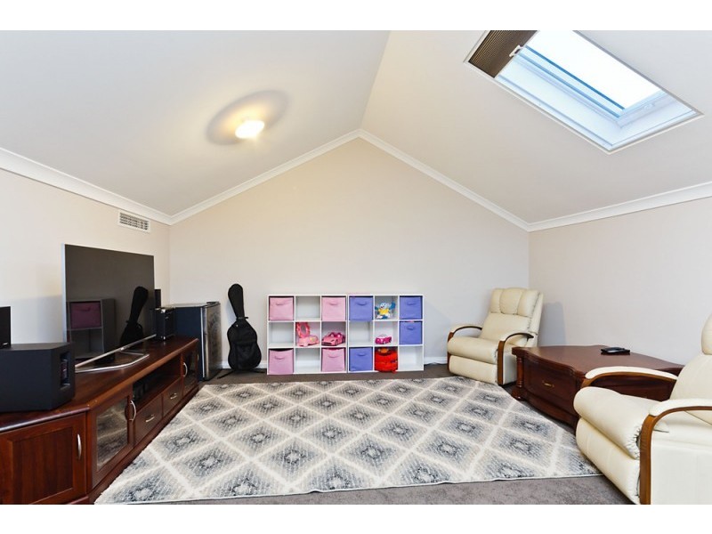 12 Majorca Green, Secret Harbour WA 6173