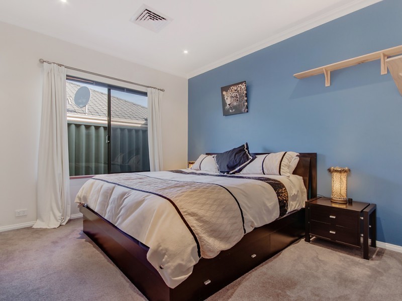 38 Clearwater Way, Singleton WA 6175