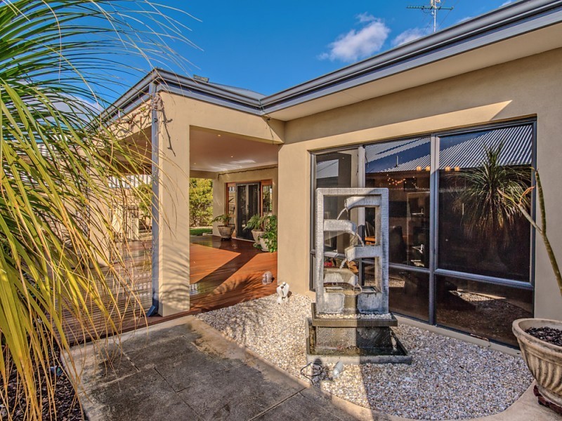 38 Clearwater Way, Singleton WA 6175