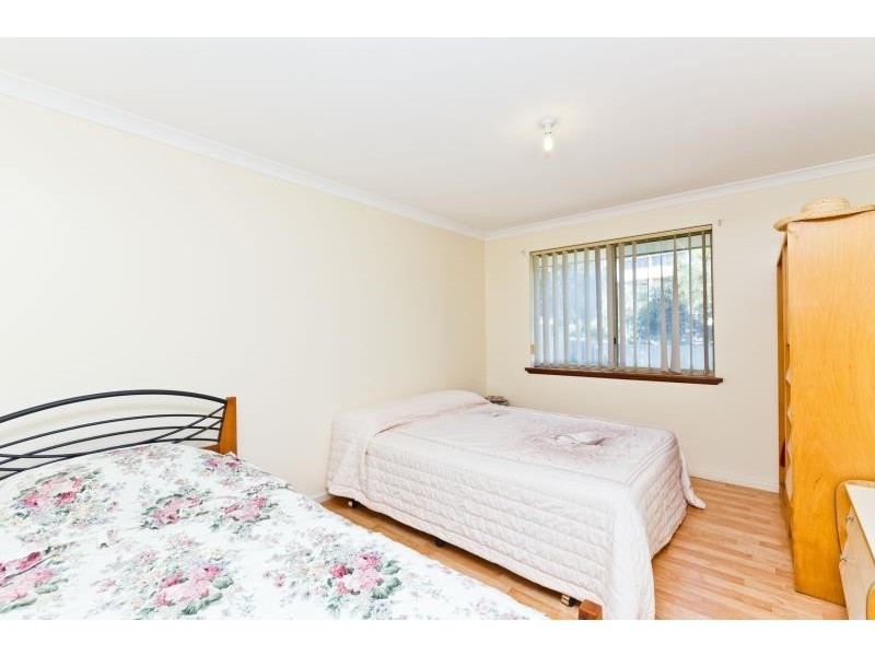 21 Boolardy Road, Golden Bay WA 6174